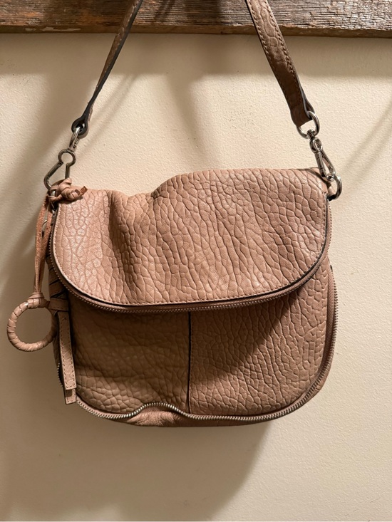 Vince Camuto Handbags - Vince Camuto Pebbled Leather Shoulder Bag in Dusty Blush